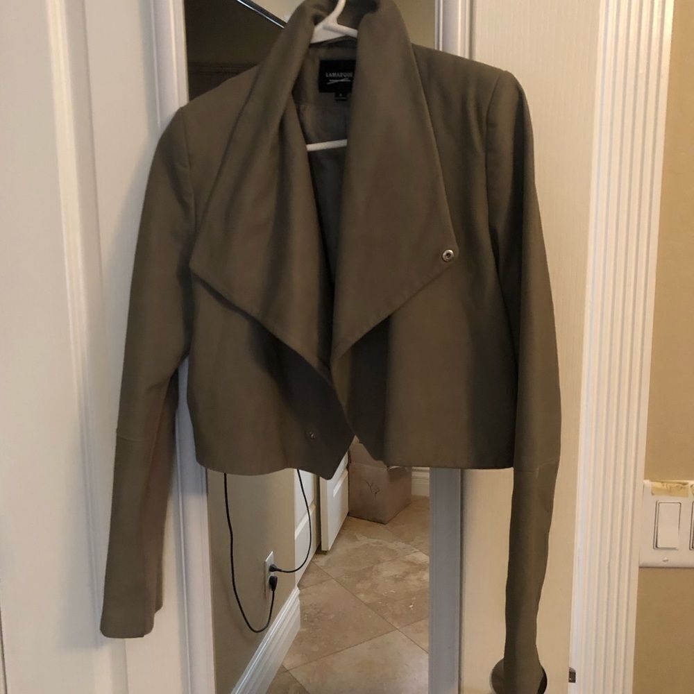 Lamarque Crop Leather Jacket - Picture 3 of 16